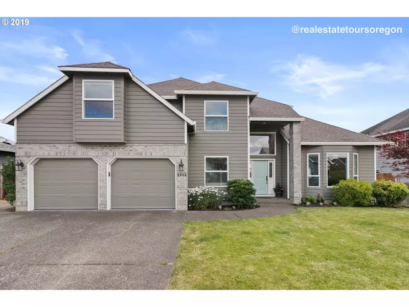 2006 NUGGET LN, Newberg, OR 97132