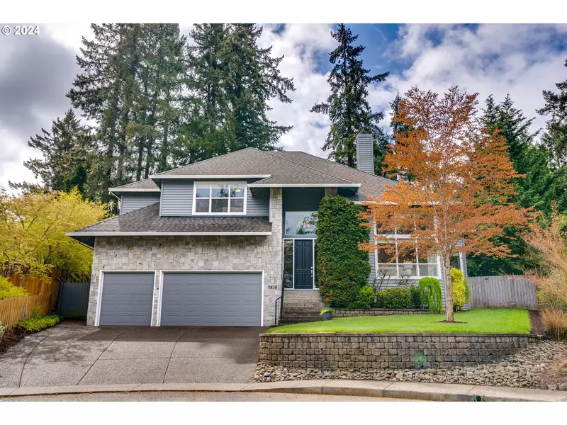 7820 SW HUNT CLUB PL, Portland, OR 97219