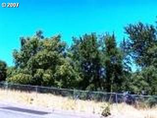 The Dalles, OR 97058,E 21st PL