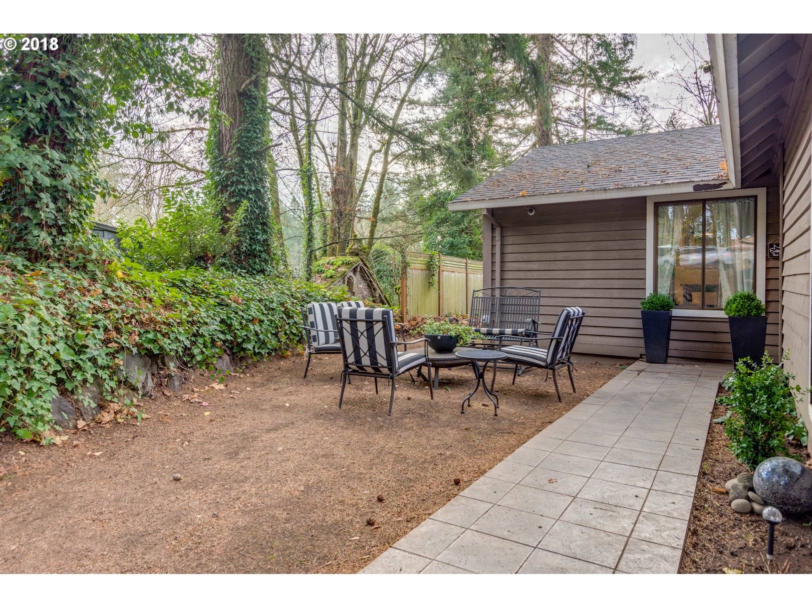 Lake Oswego, OR 97035,7210 SW CHILDS RD