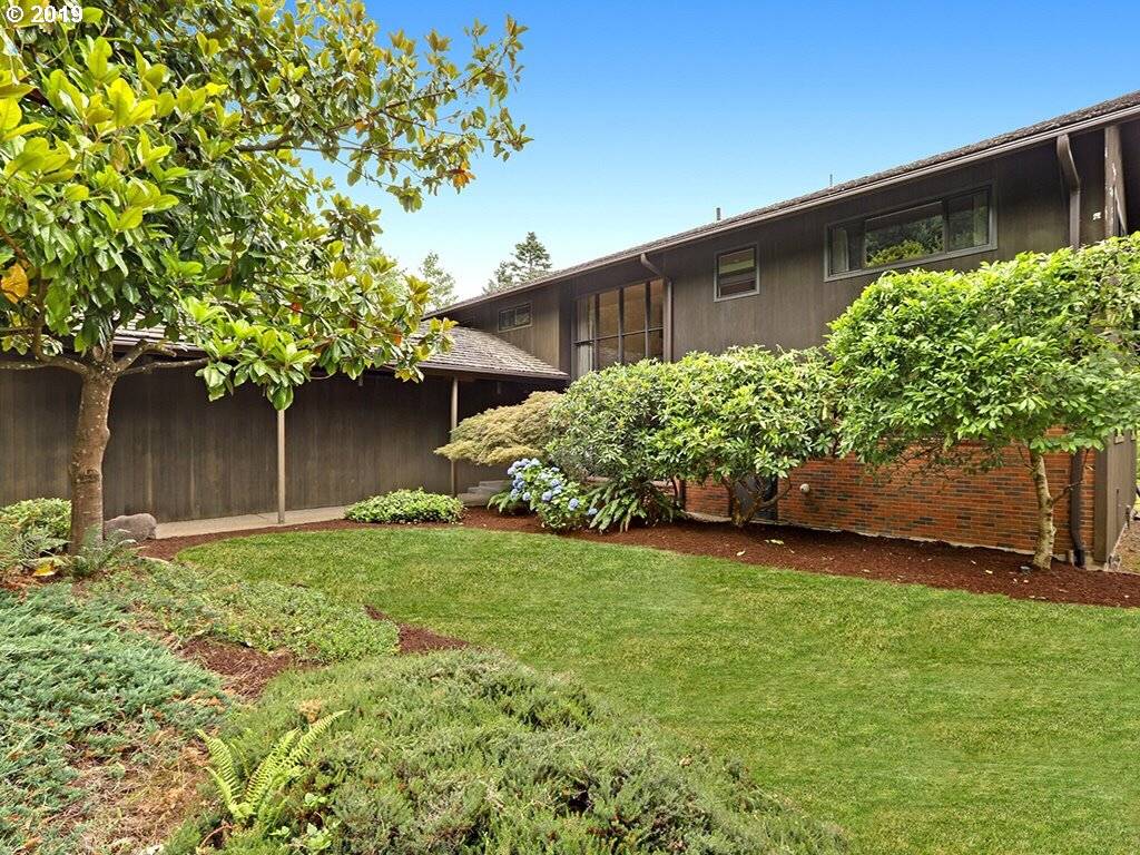 3248 SW 55TH DR, Portland, OR 97221