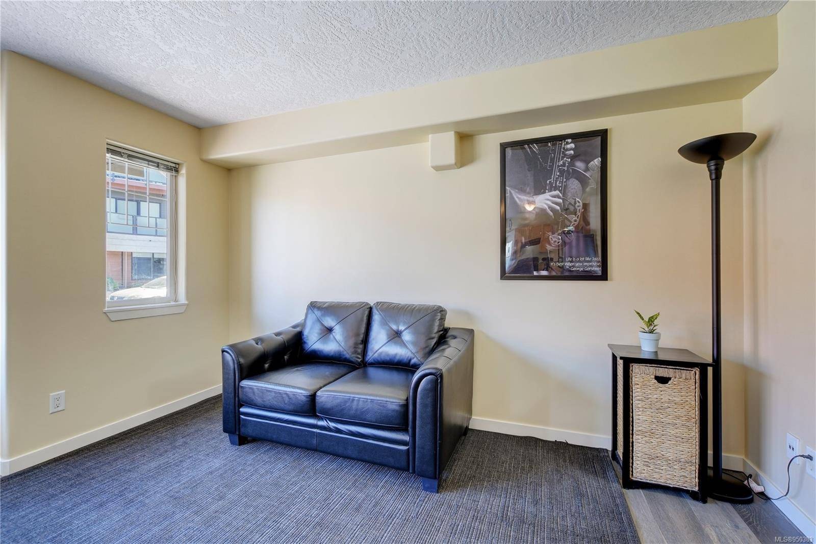 Langford, BC V9B 3T4,2844 Bryn Maur Rd #103