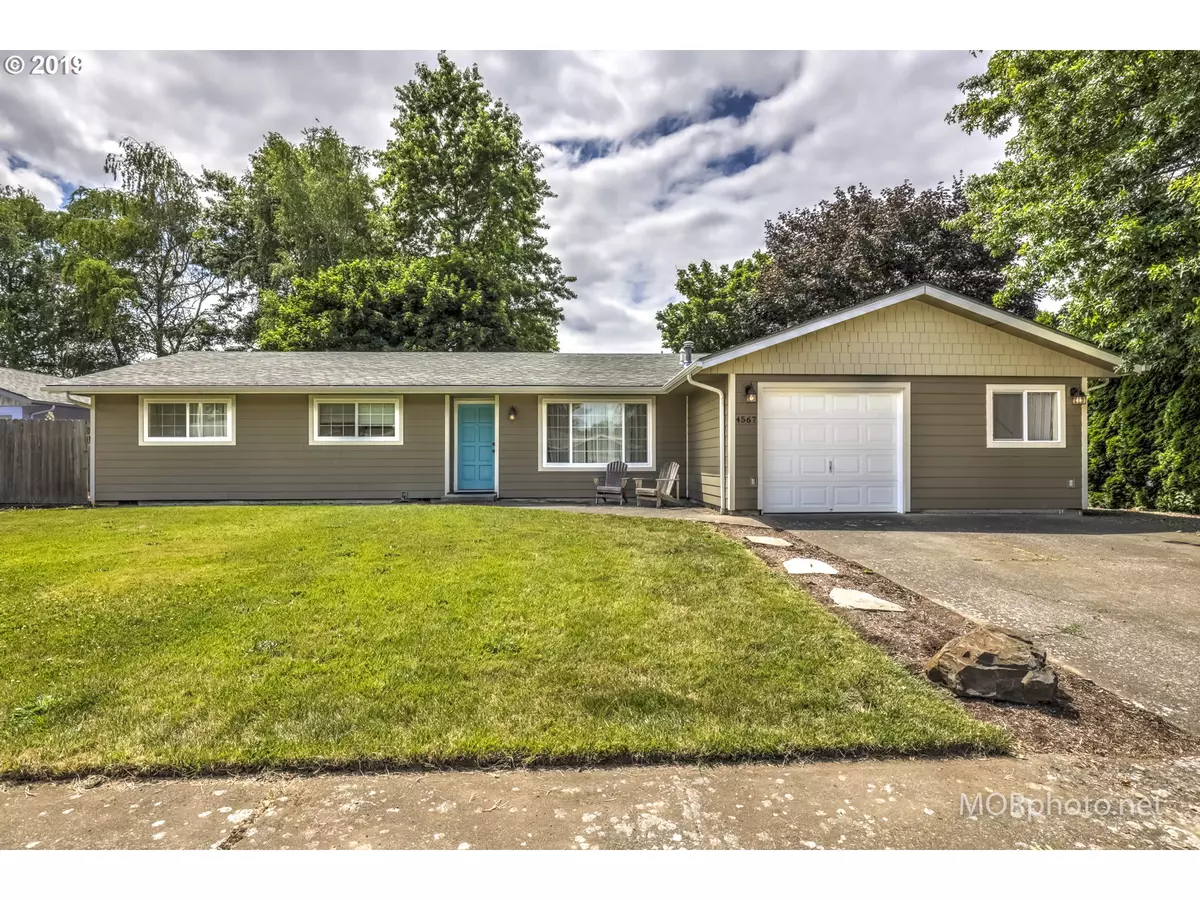 Salem, OR 97305,4567 TREESIDE CT