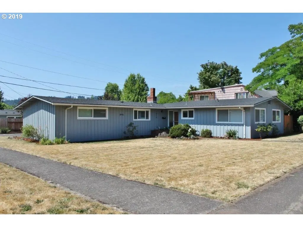 Eugene, OR 97402,1010 W 18TH AVE