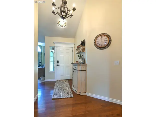 1482 MANCHESTER DR, Eugene, OR 97401