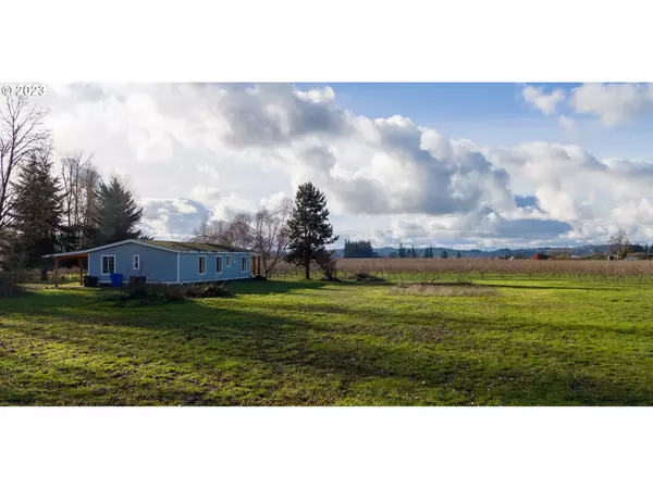 Aumsville, OR 97325,9060 SANTIAM LOOP SE