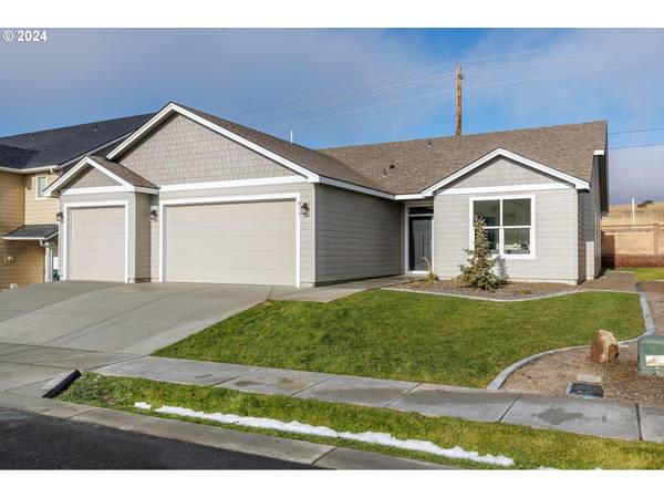 817 E AUTUMN AVE, Hermiston, OR 97838