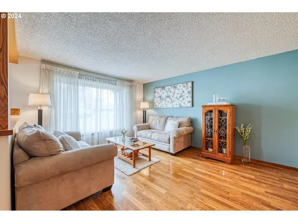 3138 KENTWOOD DR, Eugene, OR 97401