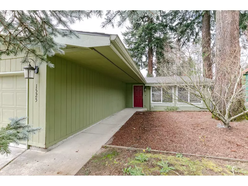 1525 SE MAPLE LOOP, Gresham, OR 97080