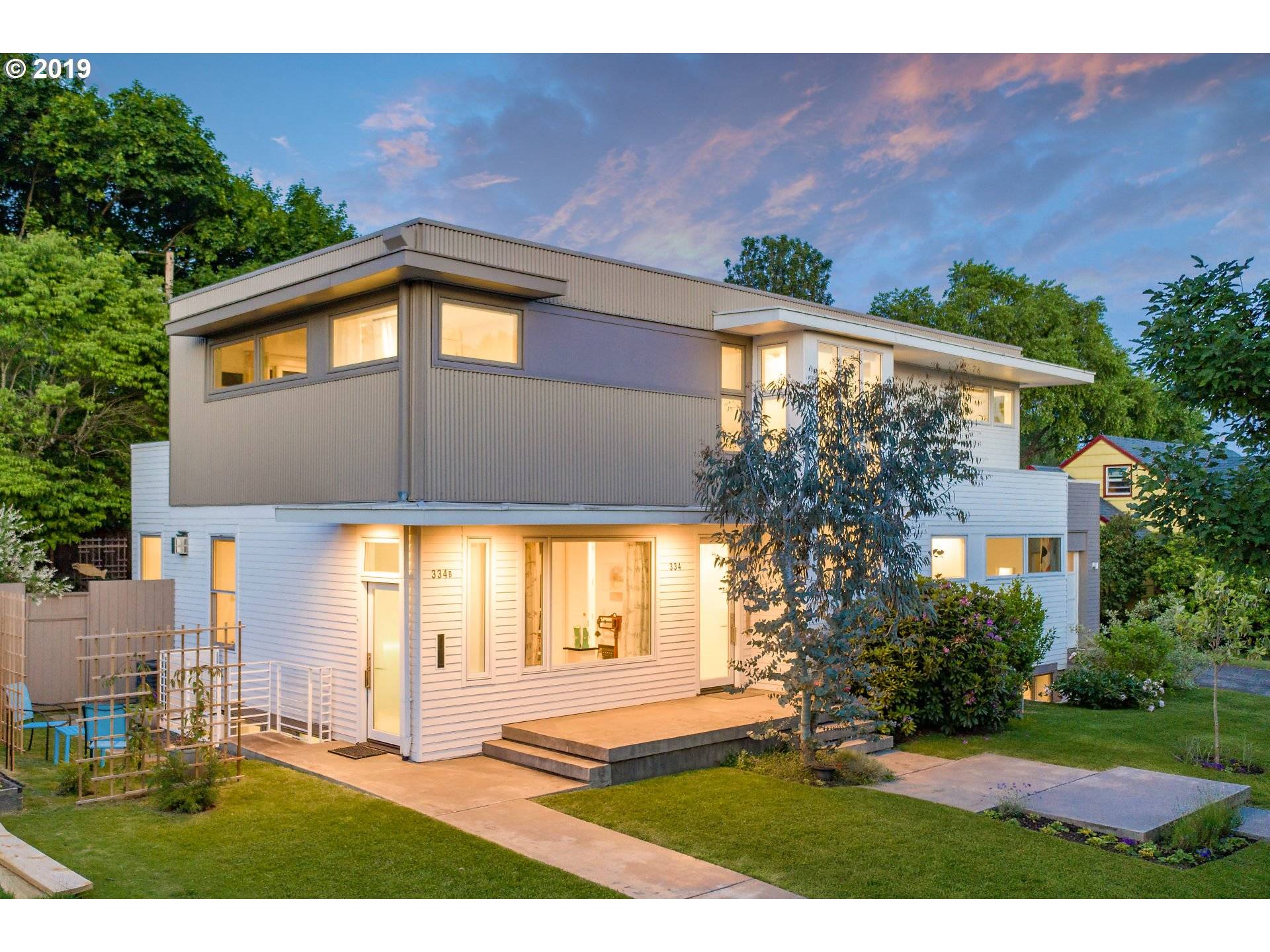 334 SE 49TH AVE, Portland, OR 97215