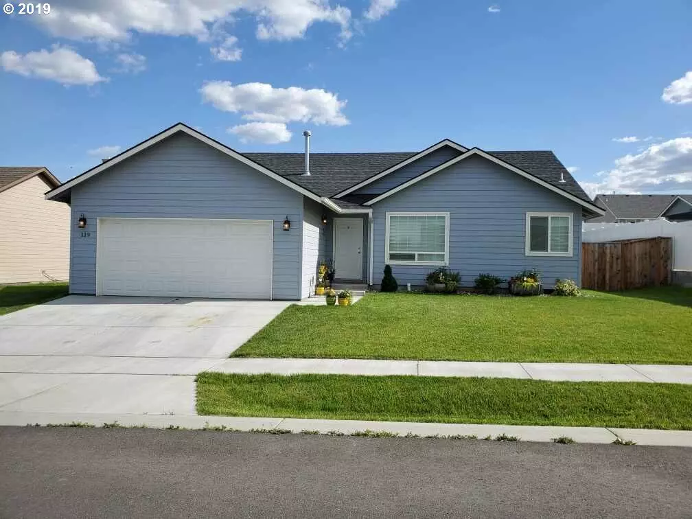 Hermiston, OR 97838,119 SW COTTONWOOD DR