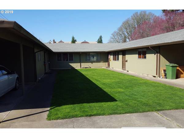 723 N 2ND ST, Woodburn, OR 97071