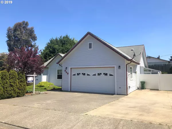 Coos Bay, OR 97420,943 SEAGATE AVE