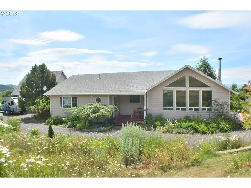 60908 STACKLAND RD, Cove, OR 97824