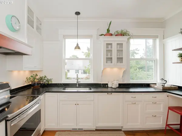 Portland, OR 97202,2836 SE 25TH AVE