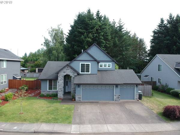 1421 NE 11TH AVE, Canby, OR 97013