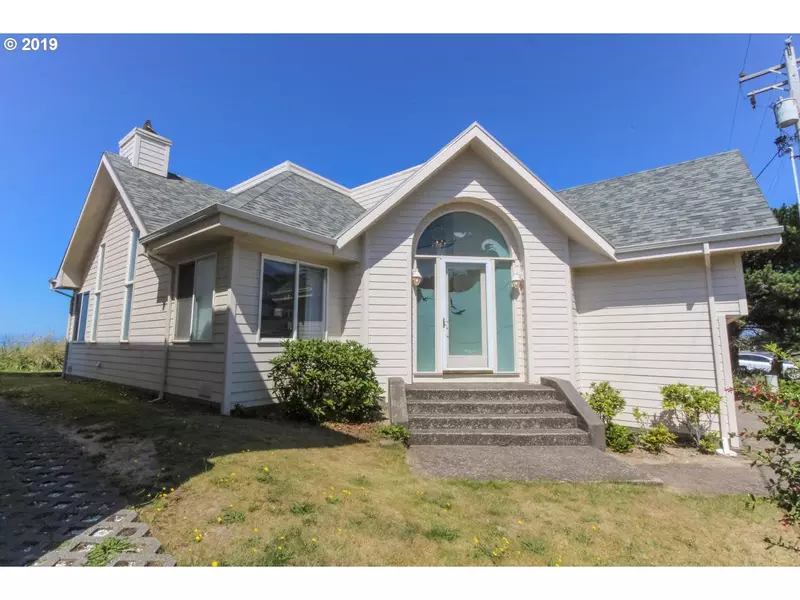 731 N PACIFIC, Rockaway Beach, OR 97136