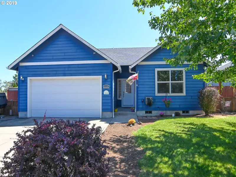 124 SCOTT LN, Creswell, OR 97426