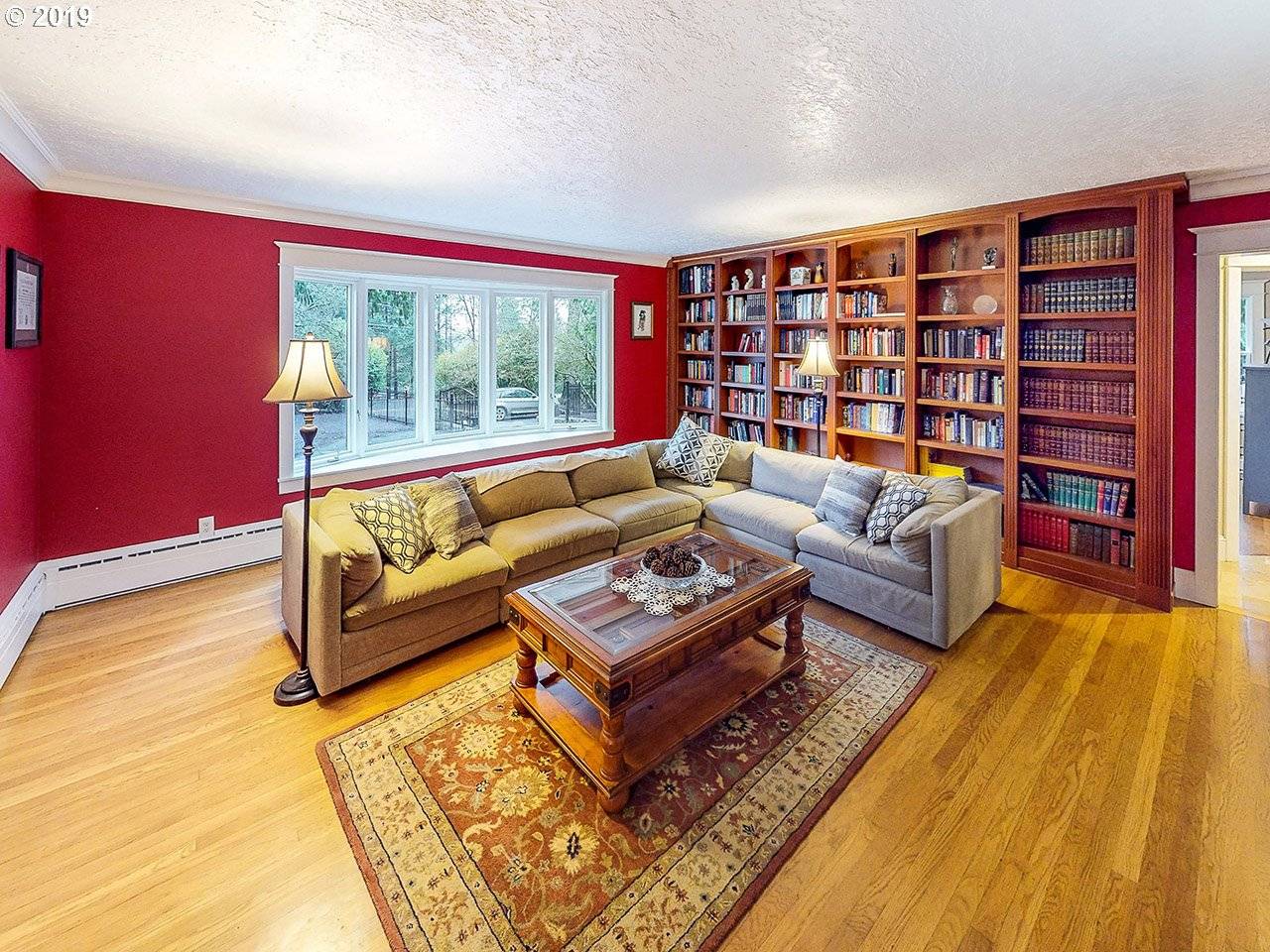 Portland, OR 97225,7555 SW CANYON RD