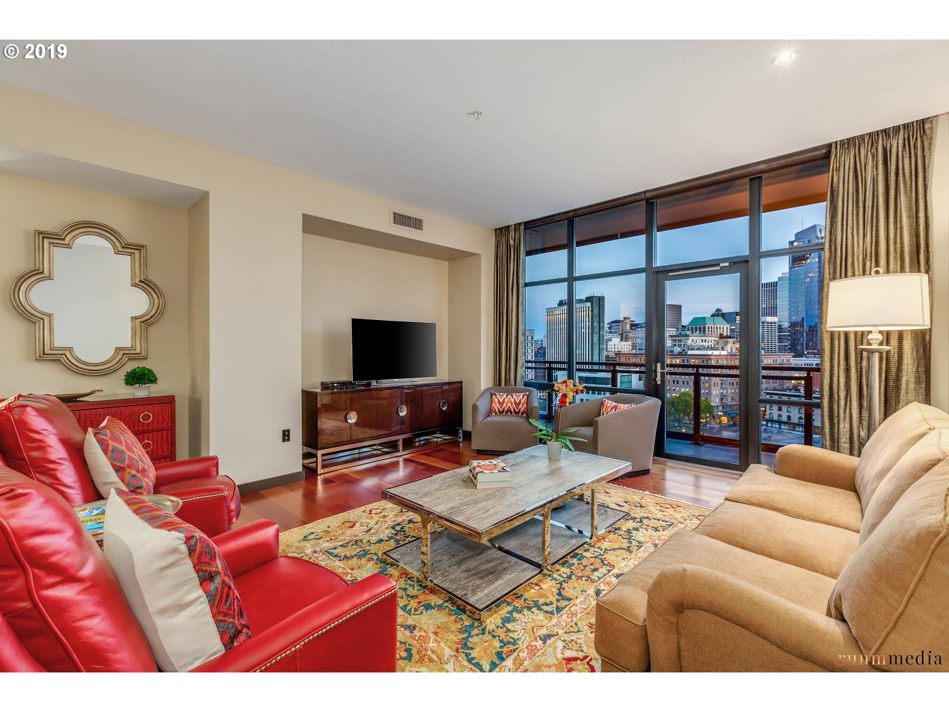 Portland, OR 97209,1025 NW COUCH ST #1112