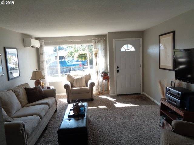 Longview, WA 98632,284 29TH AVE