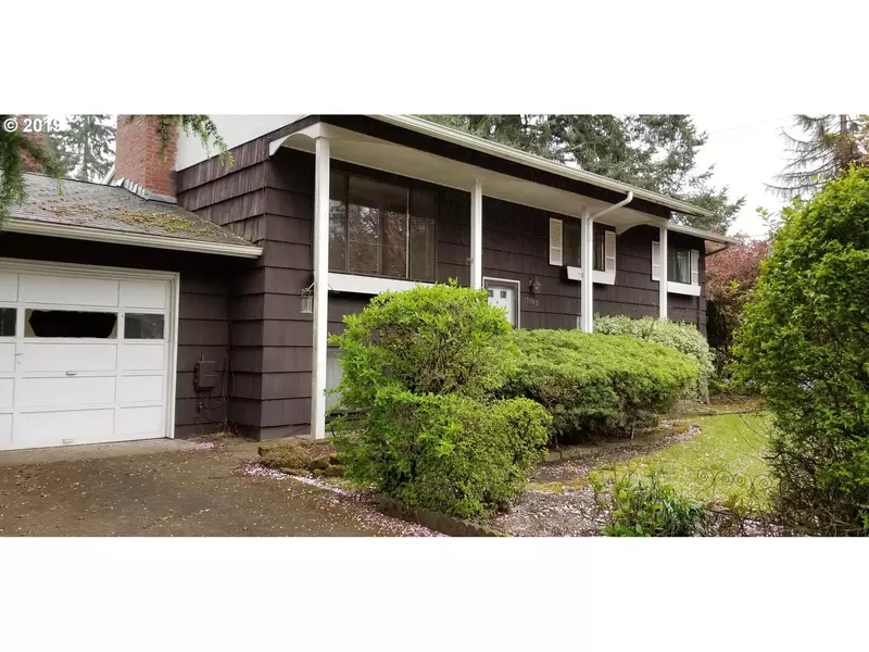 17903 BELMORE AVE, Lake Oswego, OR 97035