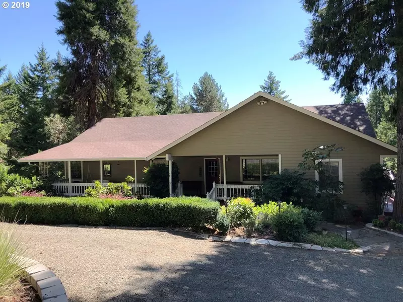 324 WILDFLOWER LN, Oakland, OR 97462