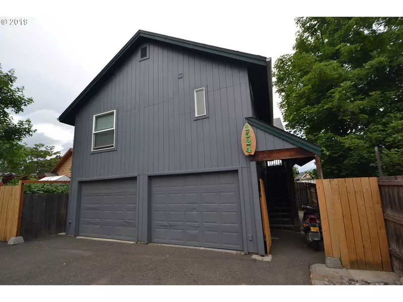 1524 WASCO ST, Hood River, OR 97031