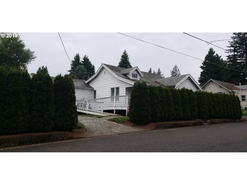 1415 C ST, Hood River, OR 97031