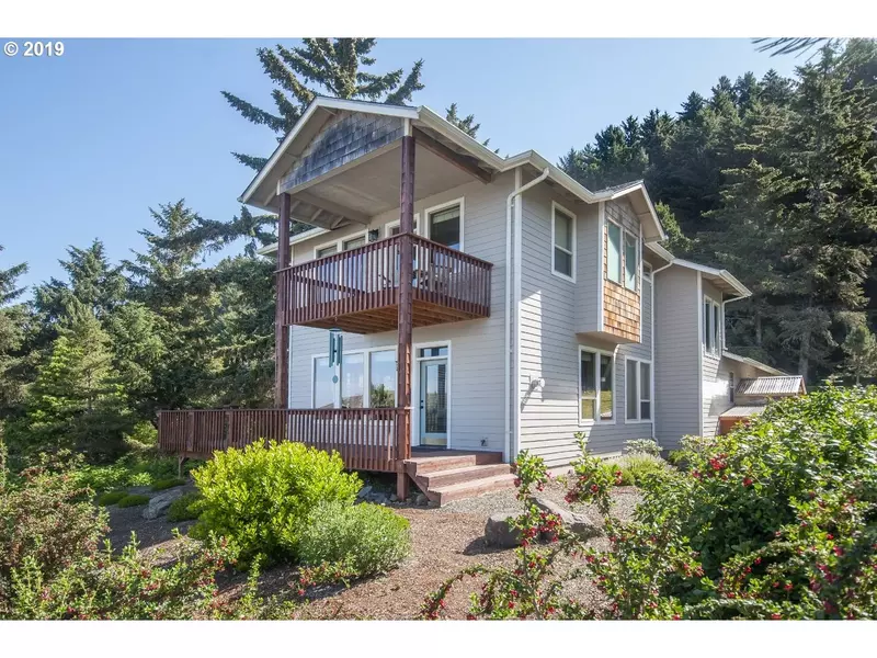 3768 ROCKY CREEK AVE, Depoe Bay, OR 97341