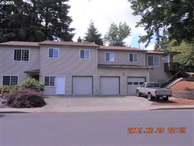 38220 STRAWBRIDGE PKWY, Sandy, OR 97055