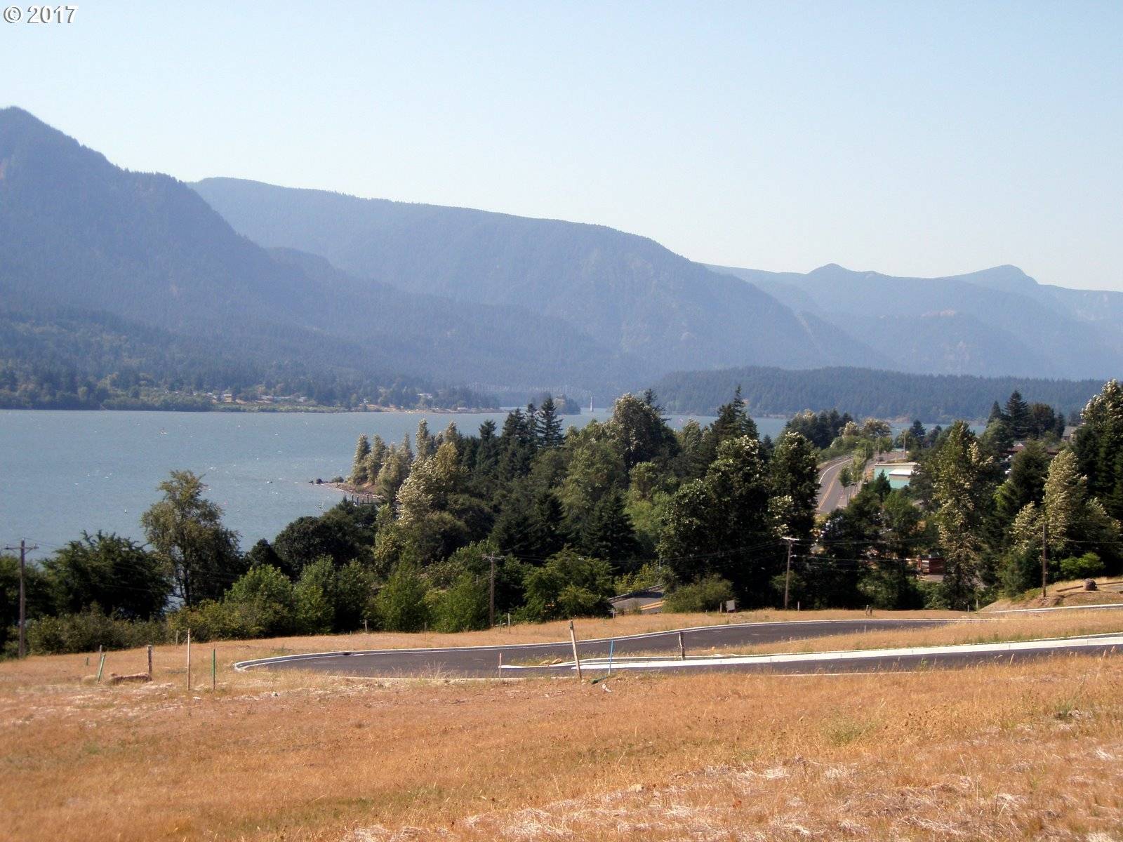 Stevenson, WA 98648,243 NE Hemingway DR #20