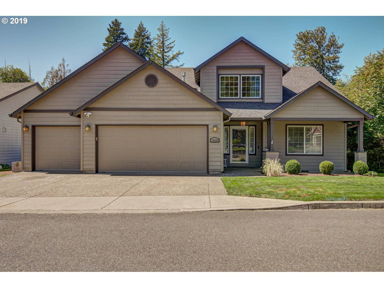 13425 SE WARREN CT, Clackamas, OR 97015