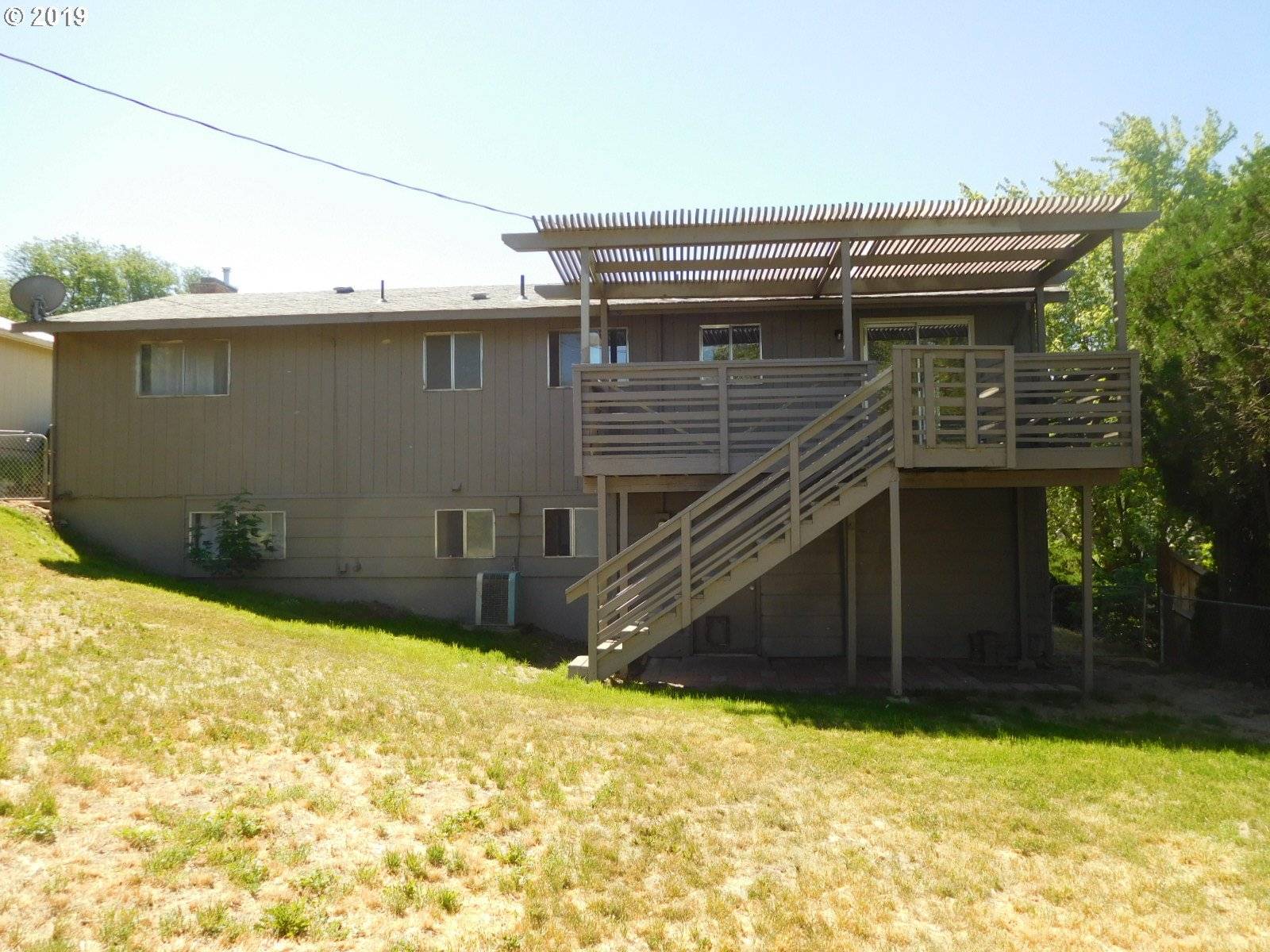Pendleton, OR 97801,3327 SW KIRK AVE