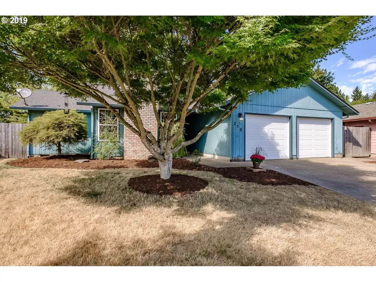 Mc Minnville, OR 97128,250 NE KINGWOOD CT