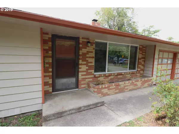 3490 POTTER ST, Eugene, OR 97405