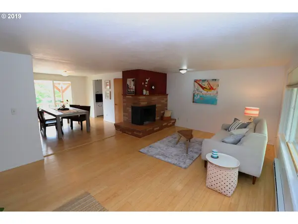 3490 POTTER ST, Eugene, OR 97405