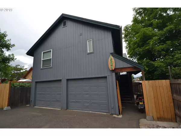 Hood River, OR 97031,1524 WASCO ST