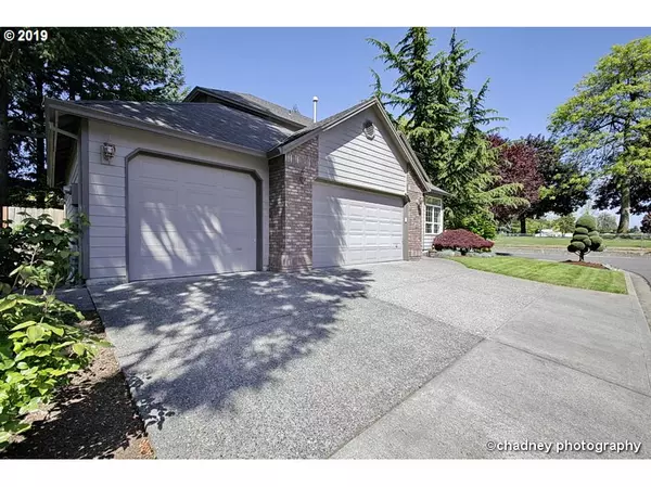 Gresham, OR 97030,434 NW RIVERVIEW WAY