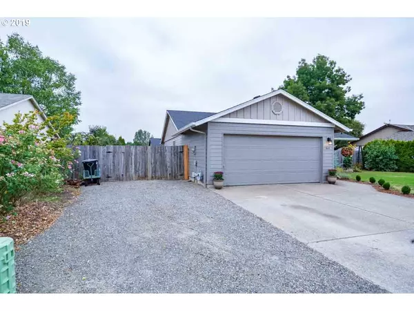 Aumsville, OR 97325,845 CHERYL ST