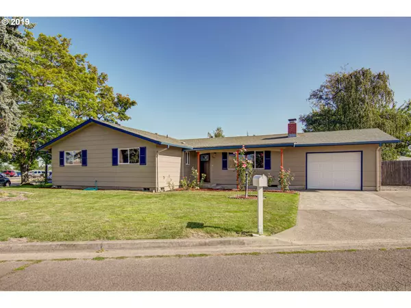 905 HEATHER TURN, Harrisburg, OR 97446