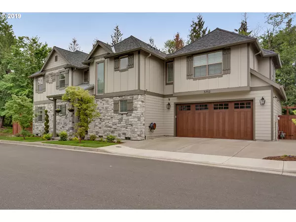 Lake Oswego, OR 97035,5702 MEADOWCREEK CT