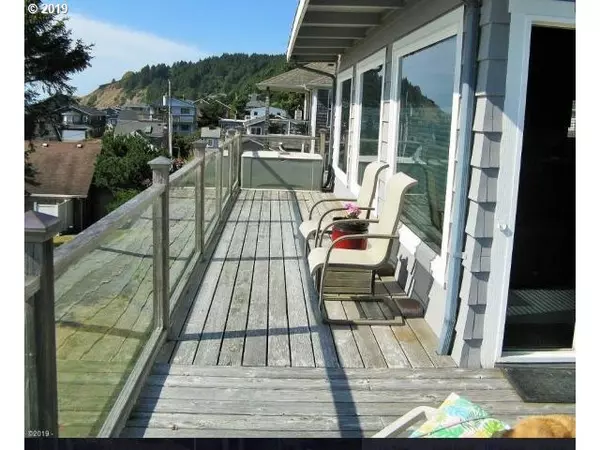 Lincoln Beach, OR 97367,1943 NE 66TH ST