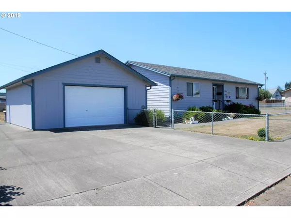 Reedsport, OR 97467,344 S 19TH ST