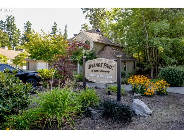 Lake Oswego, OR 97035,3924 CARMAN DR