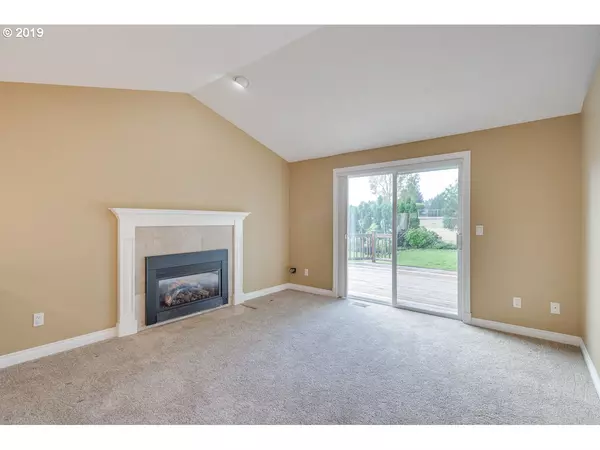 Tigard, OR 97223,12492 SW WINTER LAKE DR