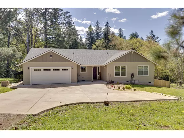 35172 SE COUPLAND RD, Estacada, OR 97023