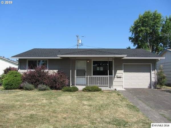 2110 COUNTRY CLUB RD, Woodburn, OR 97071