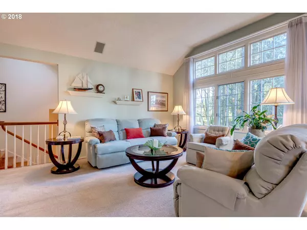 Lake Oswego, OR 97034,16586 PHANTOM BLUFF CT