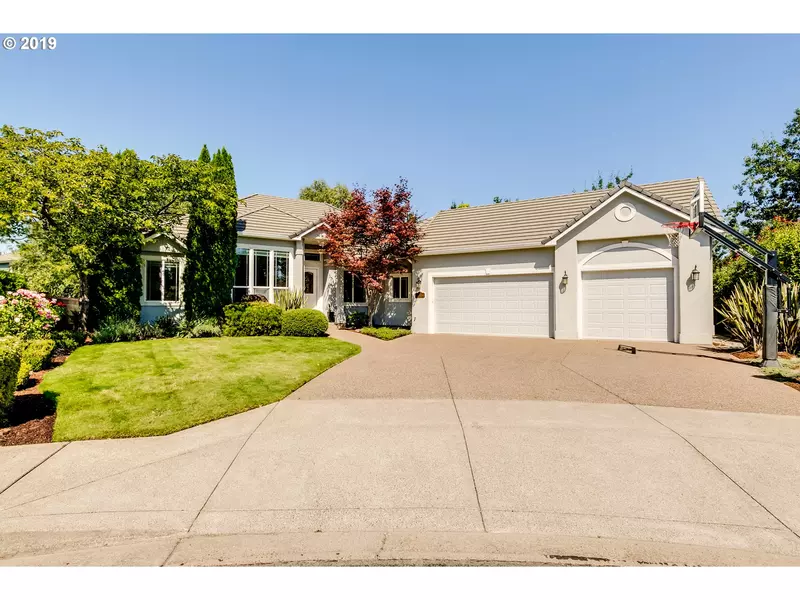 2545 RIVERWALK LOOP, Eugene, OR 97401